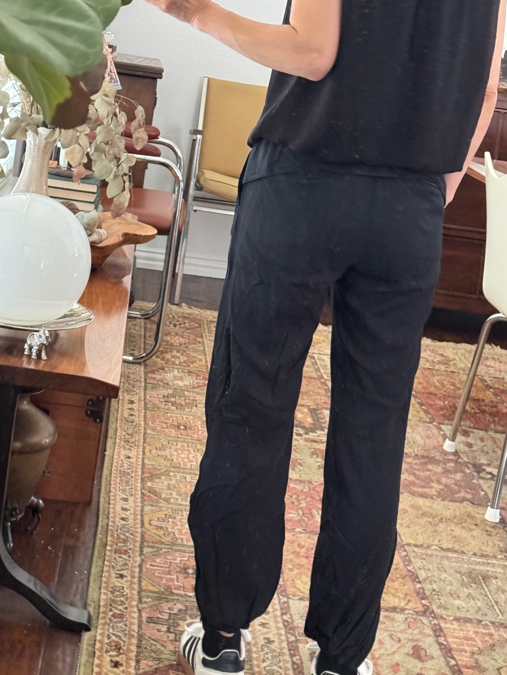 lululemon athletica Women's Black Nylon Jogger Pants Drawstring Cuffed Size 4 - Picture 4 of 16